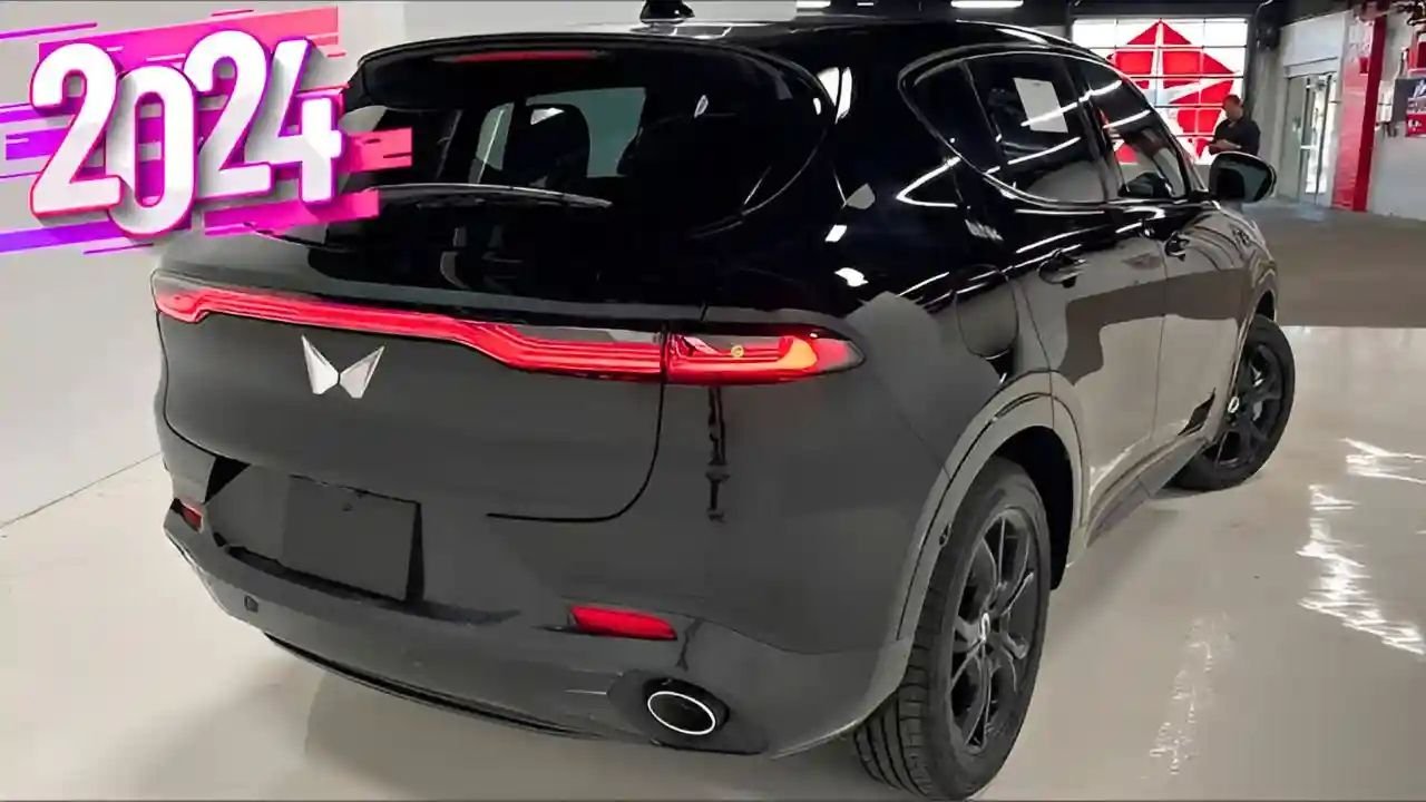 Mahindra XUV 3XO EV Unveiled: Futuristic Design Meets 450 km Range! 5 Mahindra XUV 3XO EV Unveiled